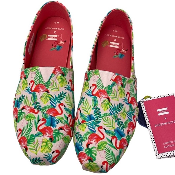 New x Paper Source Alpargata Slip-On
TOMS - Picture 5 of 13